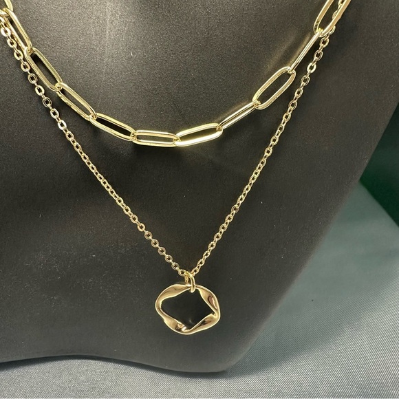 Layered Gold Necklace Set – Paperclip, Chain & Circle Pendant 3 Piece Adjustable - Picture 5 of 7